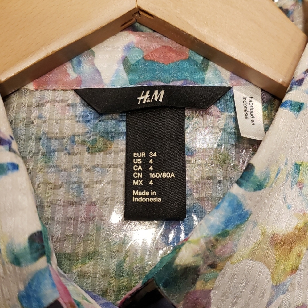 💜 Beautiful shirt 💜 - Picture 3 of 8